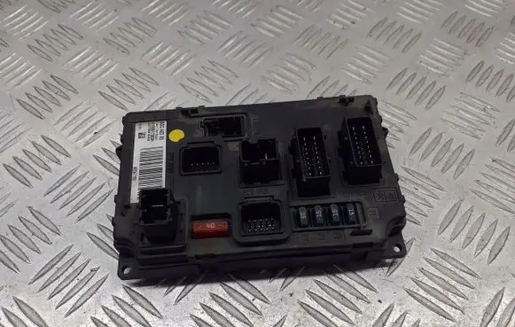 Peugeot 407 Fuse box set 9655471980