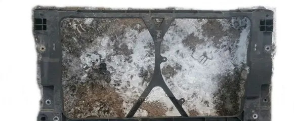 Mazda 5 Radiator trim 