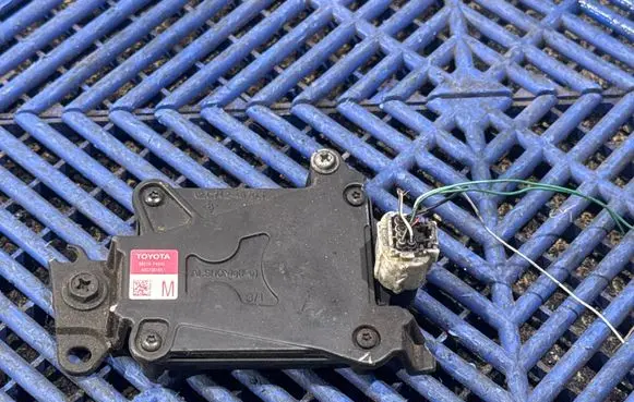 Toyota C-HR I Distronic sensor radar 88210F4040 A2C738165