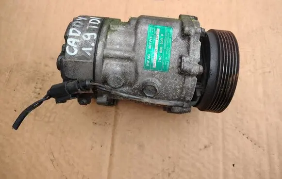 Volkswagen Caddy Air conditioning (A/C) compressor (pump) 7H0820803F