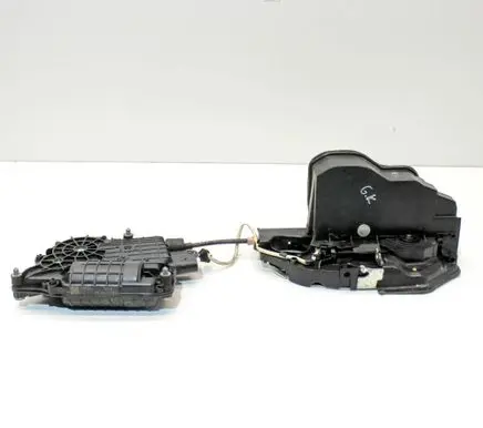 BMW 5 F10 F11 Rear door soft close latching motor 7154515 4153310400