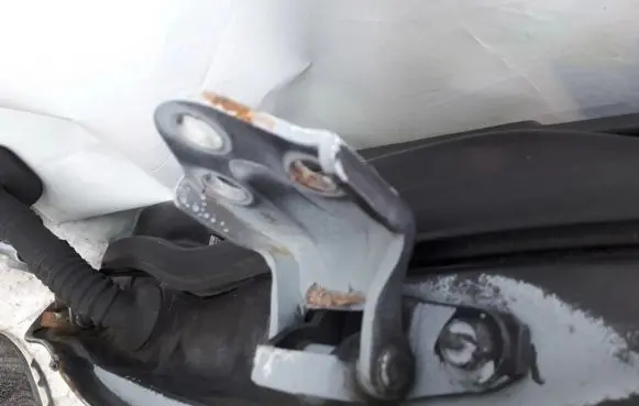 Mitsubishi Galant Front door upper hinge