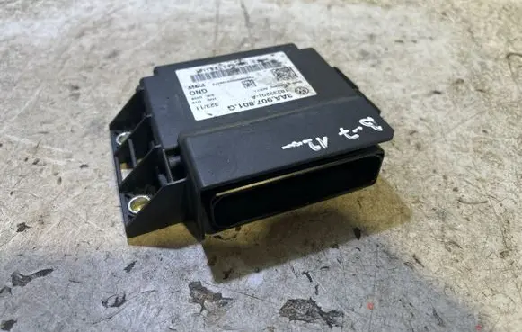 Volkswagen PASSAT B7 Hand brake control module 3AA907801G 18233201A 00433281L