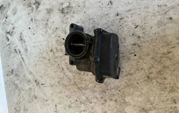 Volkswagen Golf VI Throttle valve 03L1280630 03L1280630V100