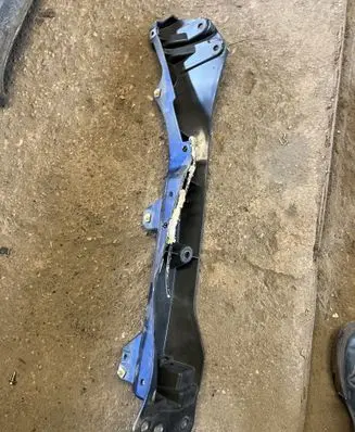 Renault Clio III Fender mounting bracket 8200314931 820031493