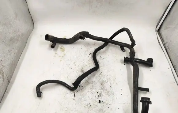 Audi A6 S6 C6 4F Engine coolant pipe/hose 059121107E