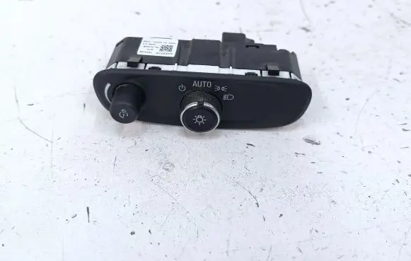 Buick Encore I Light switch 84192536