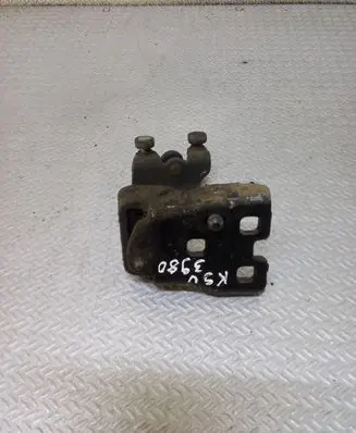 KIA Carnival Sliding door middle roller runner 