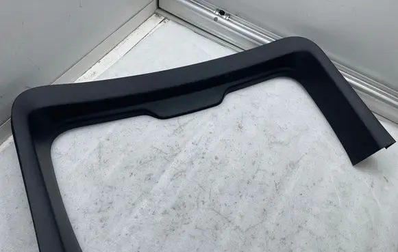 Tesla Model Y Tailgate/trunk upper cover trim 1622262