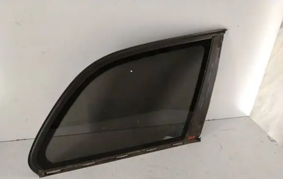 BMW 3 E46 Rear side window 43R00022 DOT32M44AS2