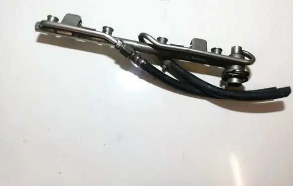 Volkswagen PASSAT B5 Fuel main line pipe 058133681