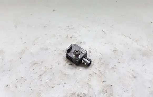 Opel Antara Airbag deployment crash/impact sensor 13502577 1540994AB