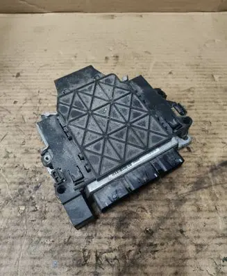 Volvo V50 Engine control unit/module 31269189 5WS40608ET S122865033A1