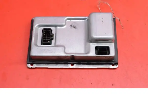 Audi A6 S6 C8 4K Voltage converter/converter module 89030461