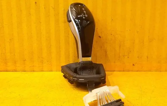 BMW 2 F45 Gear shifter/selector 6991600