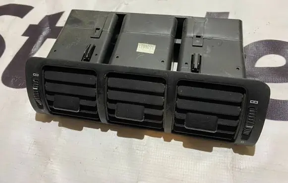 Mercedes-Benz ML W163 Dash center air vent grill A1638300054 1638300054