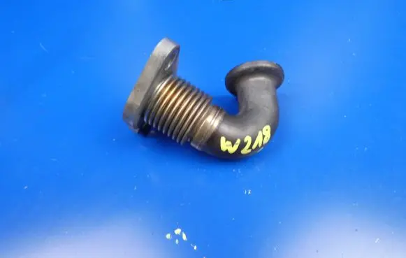 Mercedes-Benz CLS C218 X218 EGR valve line/pipe/hose A6421402508