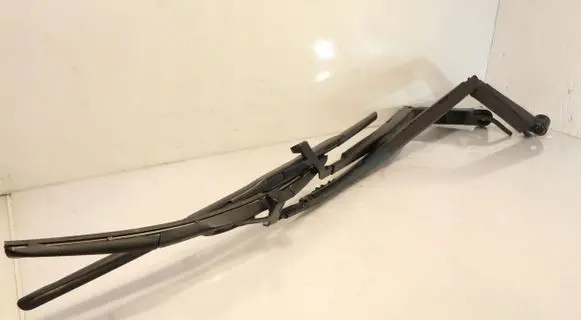 Lexus RX 330 - 350 - 400H Front wiper blade arm W637611