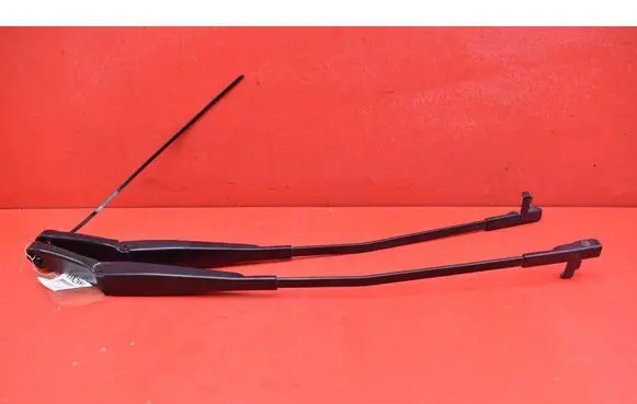 Volkswagen Golf IV Front wiper blade arm 5M0955409
