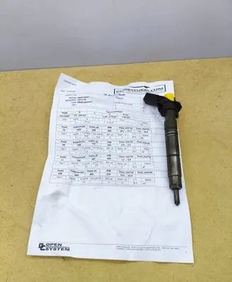 Mercedes-Benz ML W164 Fuel injector A6420700587 0445115