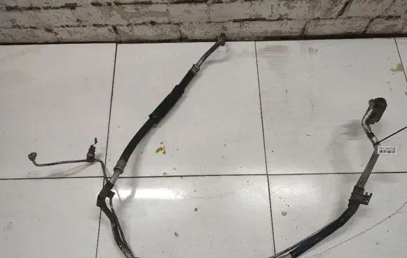 Honda FR-V Air conditioning (A/C) pipe/hose 