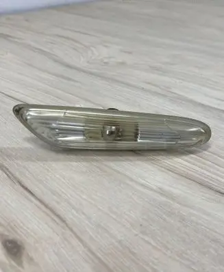 BMW 3 E90 E91 Front fender indicator light 6932998