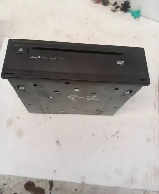 Audi Q7 4L Navigation unit CD/DVD player 4E0919887D 4E0910887Q 6399G3067