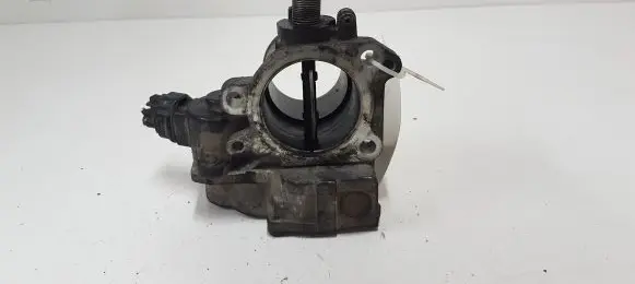Toyota Avensis T250 Throttle valve 8967221020