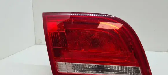 Audi A3 S3 8P Tailgate rear/tail lights 8P4945093
