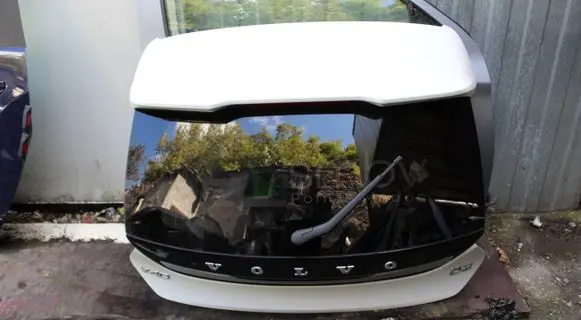 Volvo V40 Tailgate/trunk/boot lid