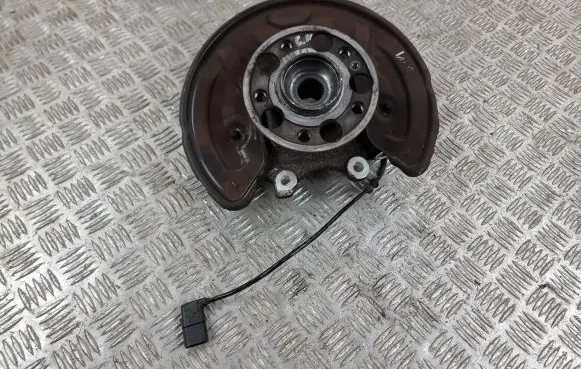 Mercedes-Benz GLC C253 Rear wheel hub