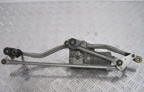 Audi A5 Front wiper linkage 8T1955023E