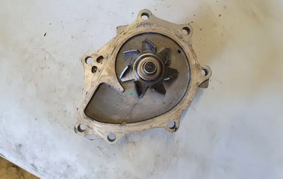 Toyota Avensis T270 Water pump NOCODE