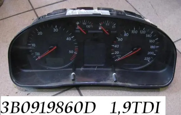Volkswagen PASSAT B5 Speedometer (instrument cluster) 3B0919860D