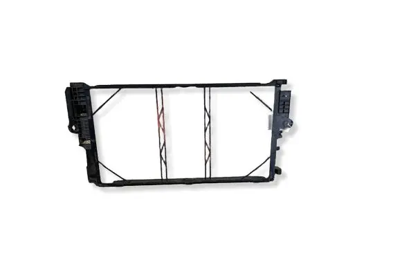 Volvo XC90 Radiator mount bracket 313387421