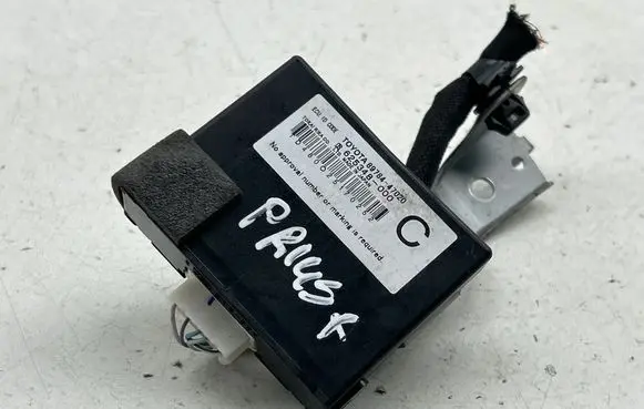 Toyota Prius+ (ZVW40) Immobilizer control unit/module 8978447020 625348000 TD480025170252