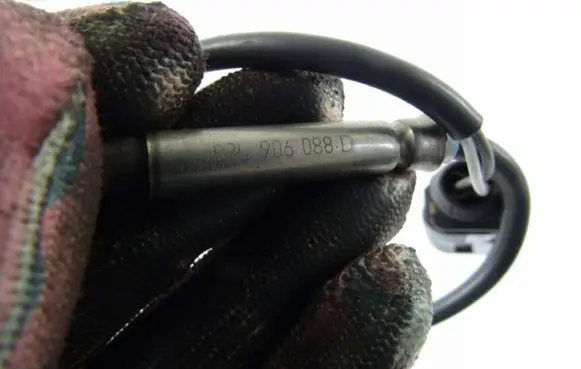 Audi A5 8T 8F Coolant temperature sensor 03L906088D