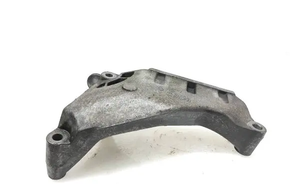 Volkswagen Transporter - Caravelle T5 Engine mounting bracket 03L199207B