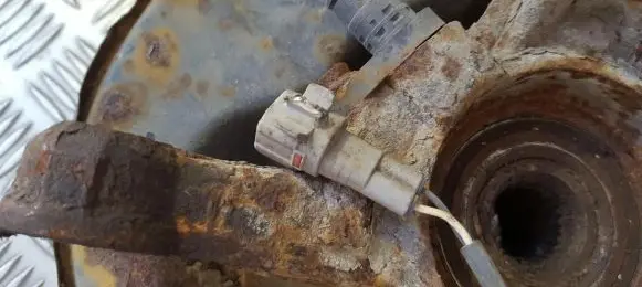 Toyota Prius (XW10) ABS brake wheel speed sensor