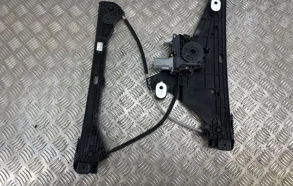 Peugeot 208 II Rear door window regulator with motor 430113G0