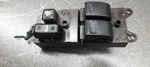 Toyota Yaris Quarter vent window switch 011-5J36
