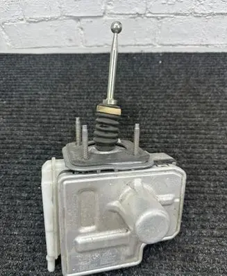 BMW iX ABS Pump 5A69896 5a69895