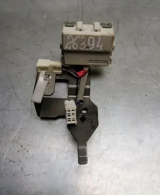 Toyota Prius (XW10) Door central lock control unit/module 8593947010