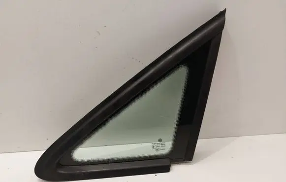 Volkswagen Touran II Front triangle window/glass 1T0845411