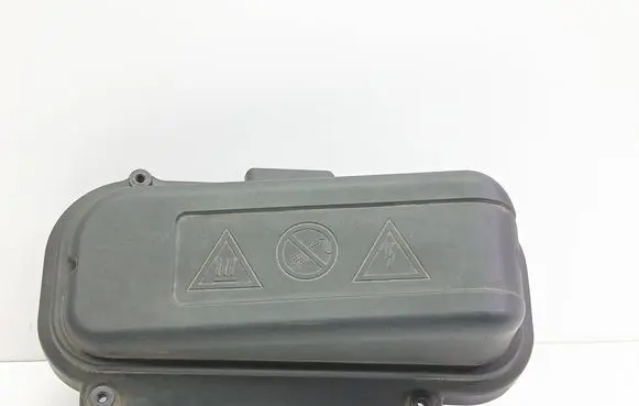 BMW 5 F10 F11 Fuse box cover 7555189 58650910