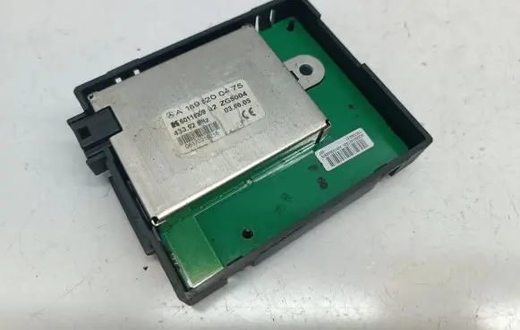 Antenna control unit