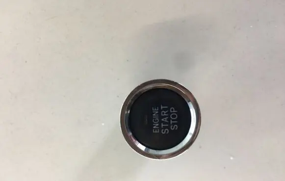 Toyota Corolla Verso AR10 Engine start stop button switch 15A710