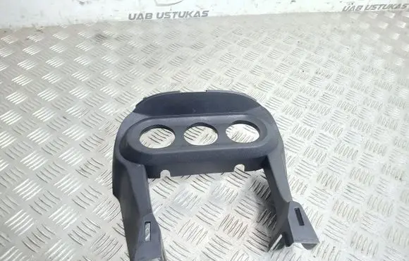 Mitsubishi Lancer VIII Climate control/heater control trim 8010A126ZZ