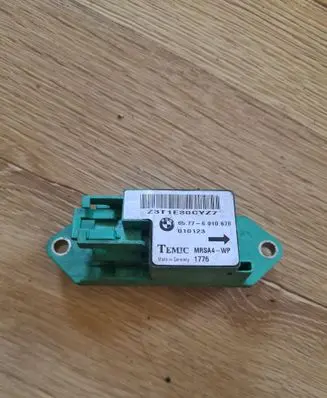 BMW 5 E39 Airbag deployment crash/impact sensor 6910678 010123 Z3T1E30CYZ7