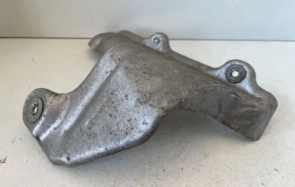 Opel Mokka X Exhaust heat shield 55565350